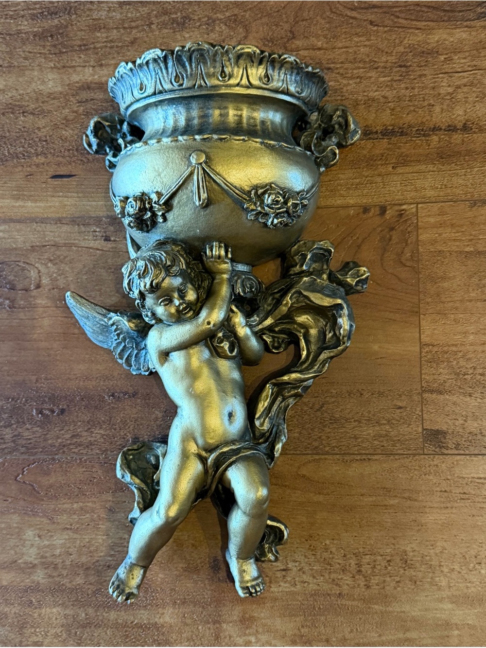 VINTAGE ANGEL CHERUB 1975 VICTORIAN GOLD WALL POCKET HOLLYWOOD REGENCY 14 1/2”